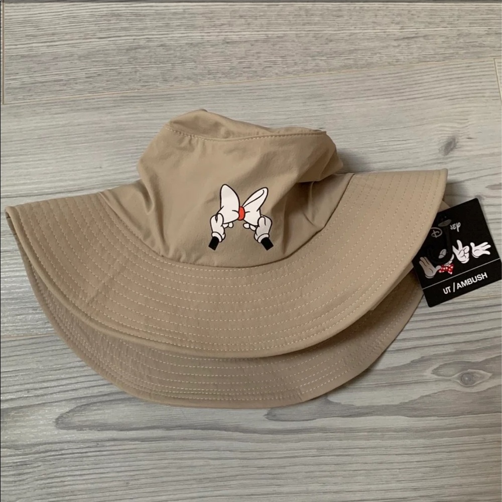 Uniqlo Minnie Mouse Bucket Hat